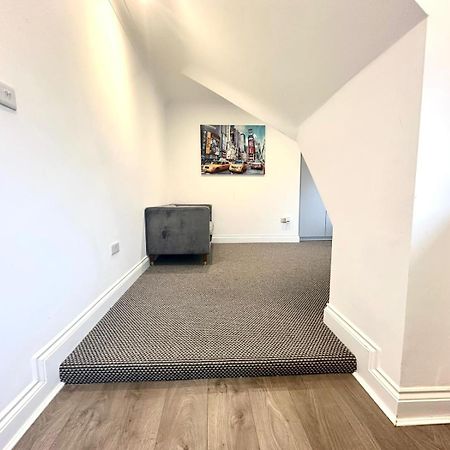Stylish Modern, Private Apartment,15 Mins To Central London Hendon Exterior photo
