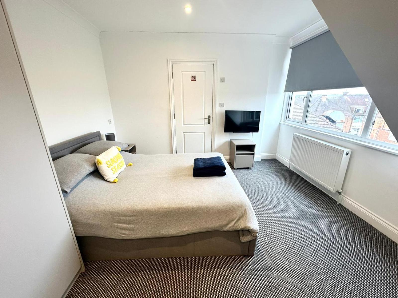 Stylish Modern, Private Apartment,15 Mins To Central London Hendon Exterior photo