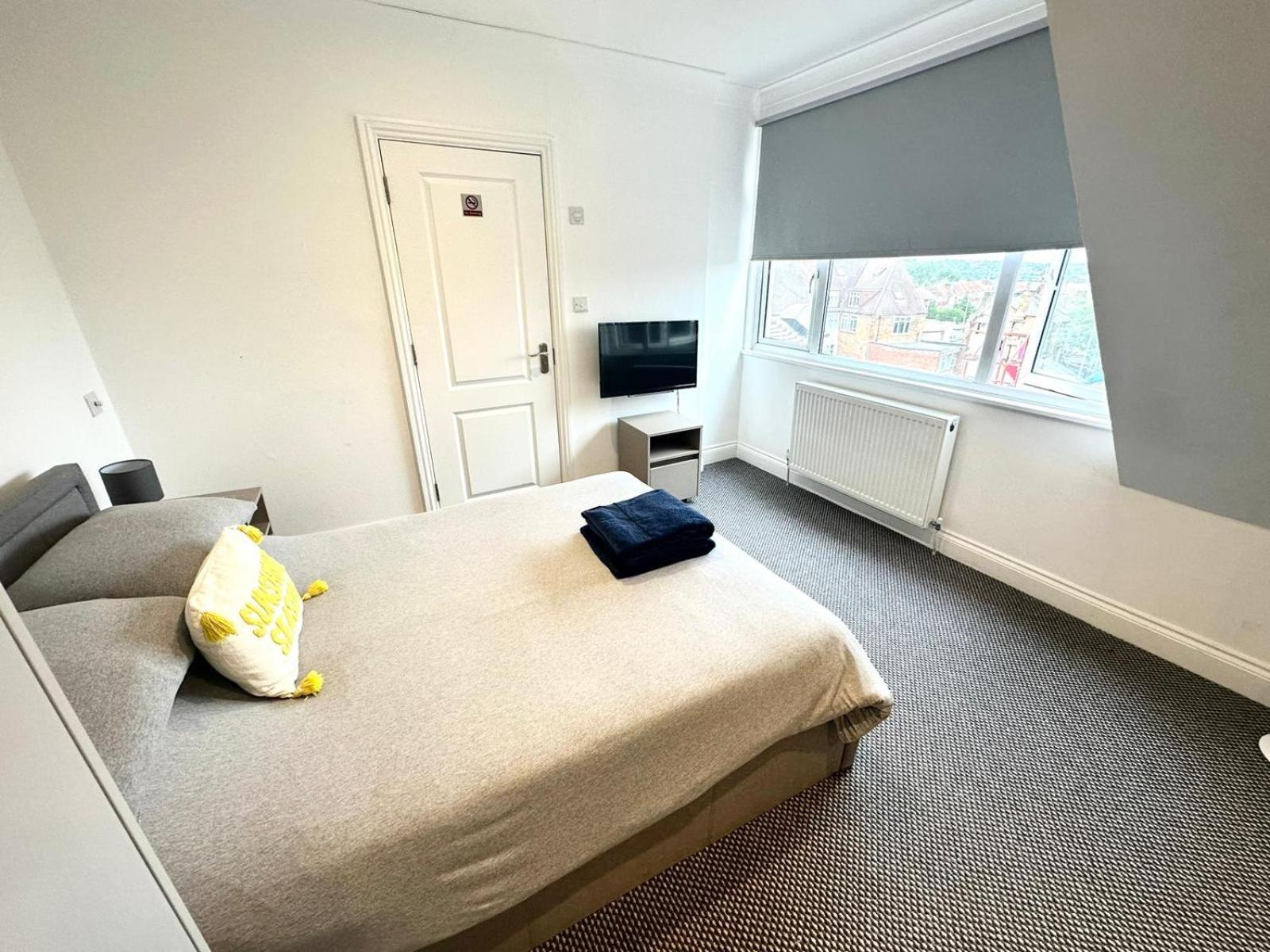 Stylish Modern, Private Apartment,15 Mins To Central London Hendon Exterior photo
