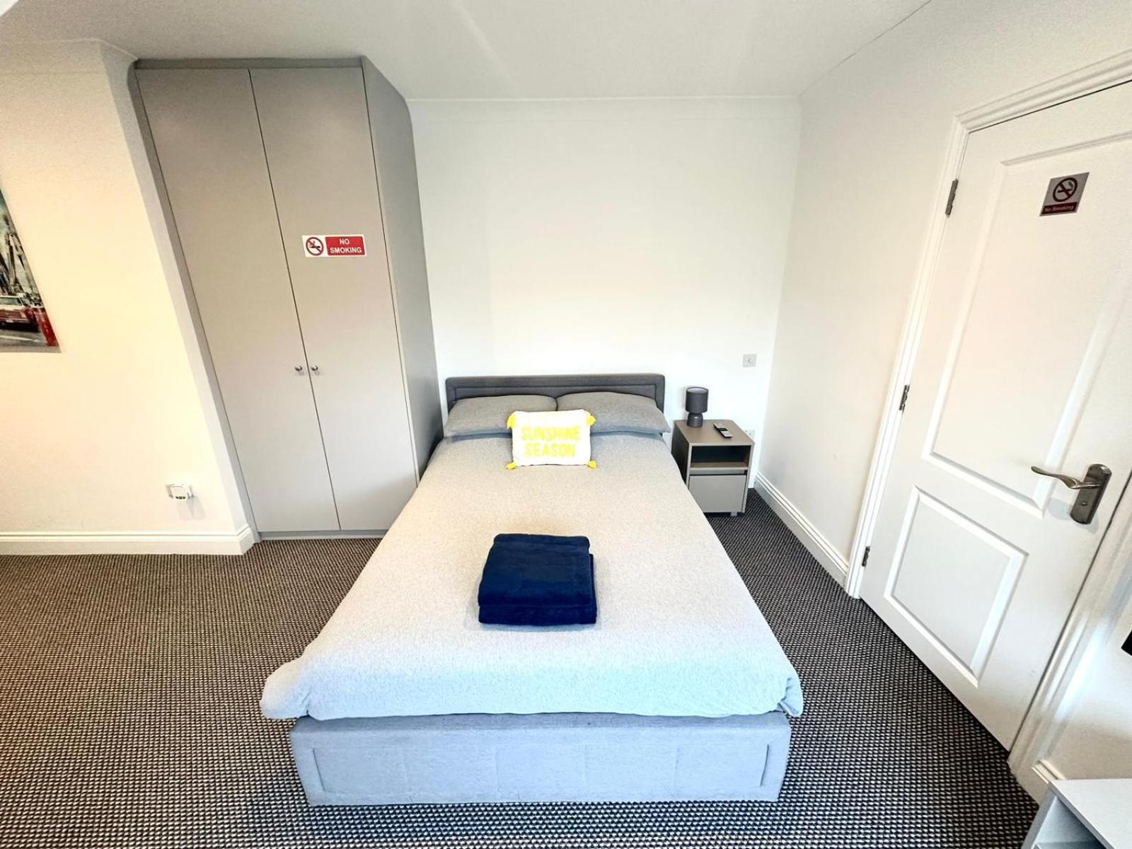 Stylish Modern, Private Apartment,15 Mins To Central London Hendon Exterior photo