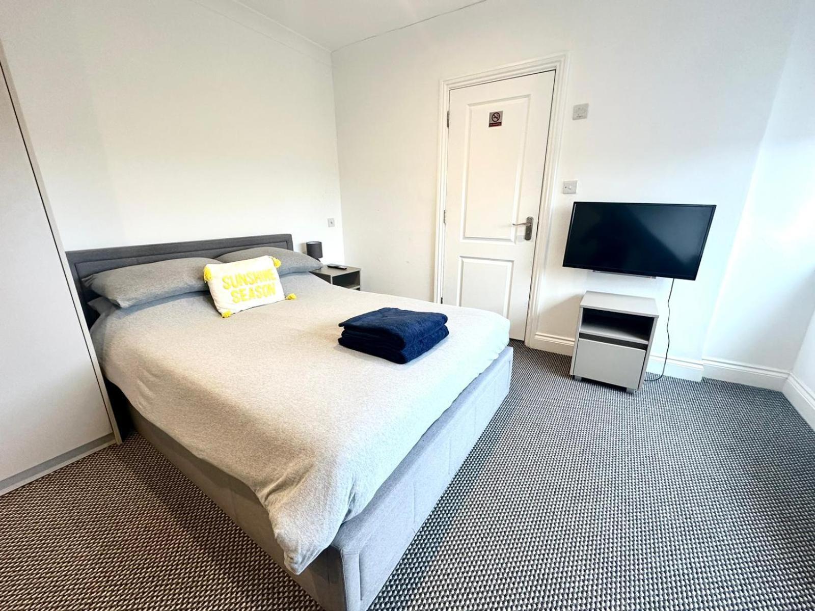 Stylish Modern, Private Apartment,15 Mins To Central London Hendon Exterior photo